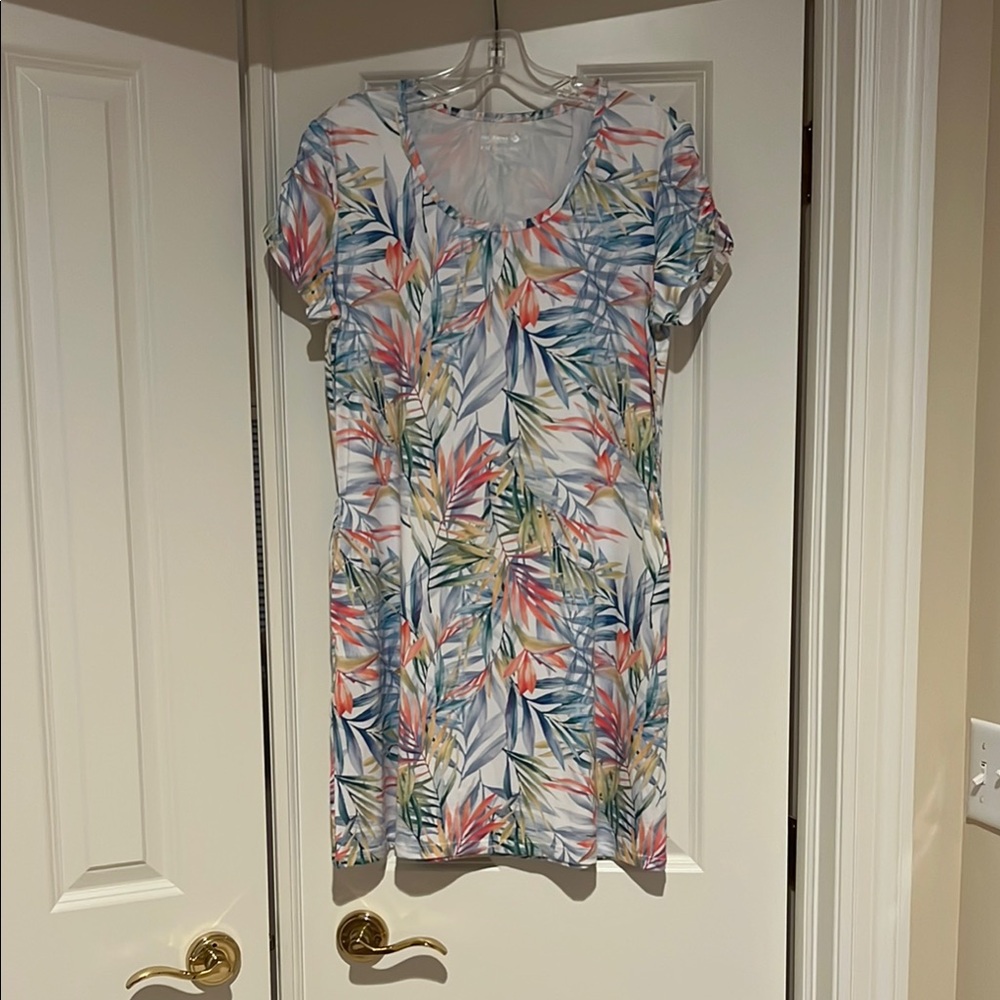Tropical Print Short Sleeve Dress  REEL LEGENDS keep it cool
